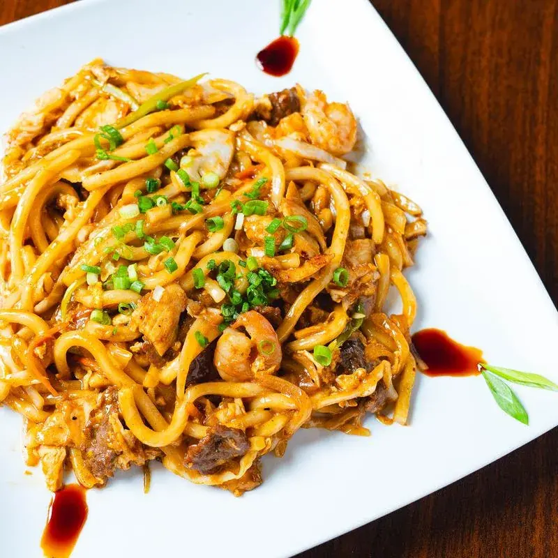 House Special Yakiudon